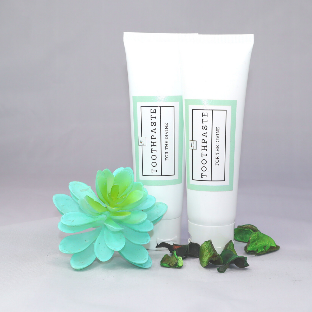 2 Baking Soda & Hydrogen Peroxide Toothpastes greendevine